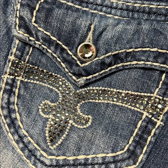 Rock Revival 30 Blue Denim Shorts with White Stitching - Picture 6 of 16